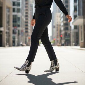 New Clarks *Kepley Erin* Gray Snakeskin Leather Ankle Boots Women's 9M